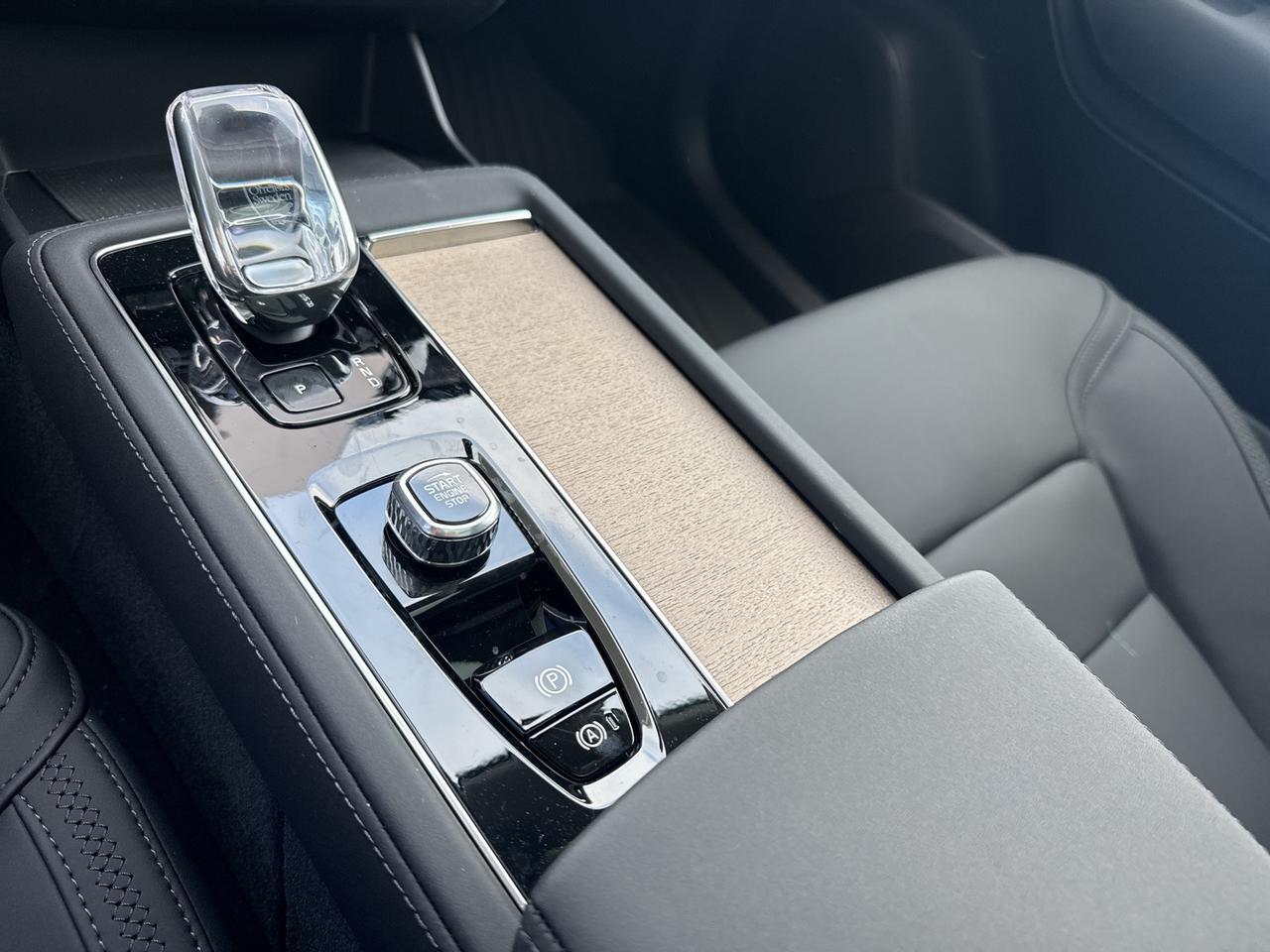 2026 Volvo XC90 B5 Core Bend OR