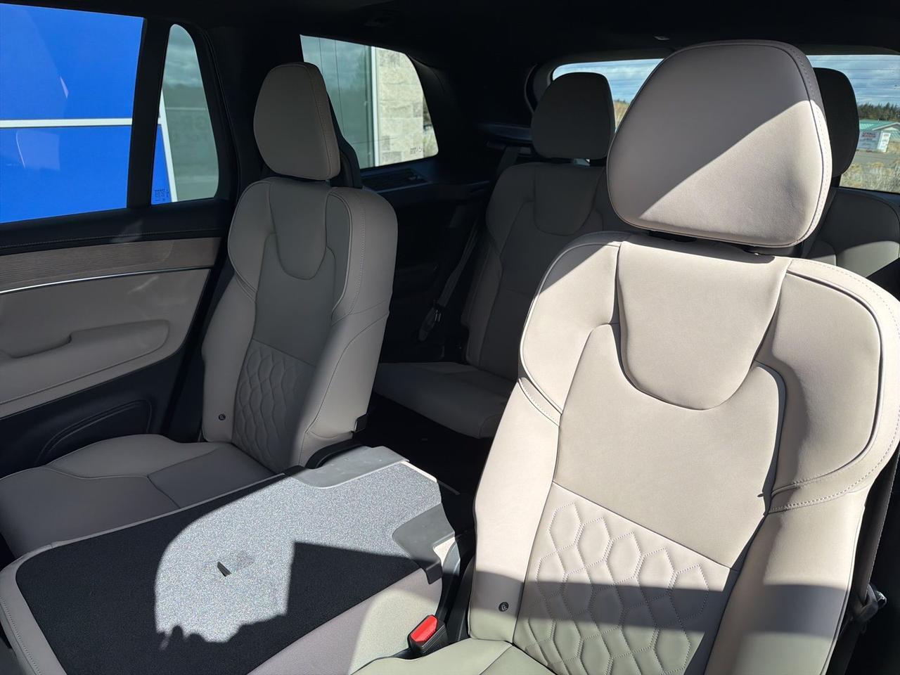 2026 Volvo XC90 B5 Core Bend OR