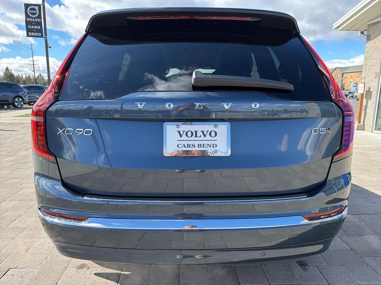 2026 Volvo XC90 B5 Core Bend OR
