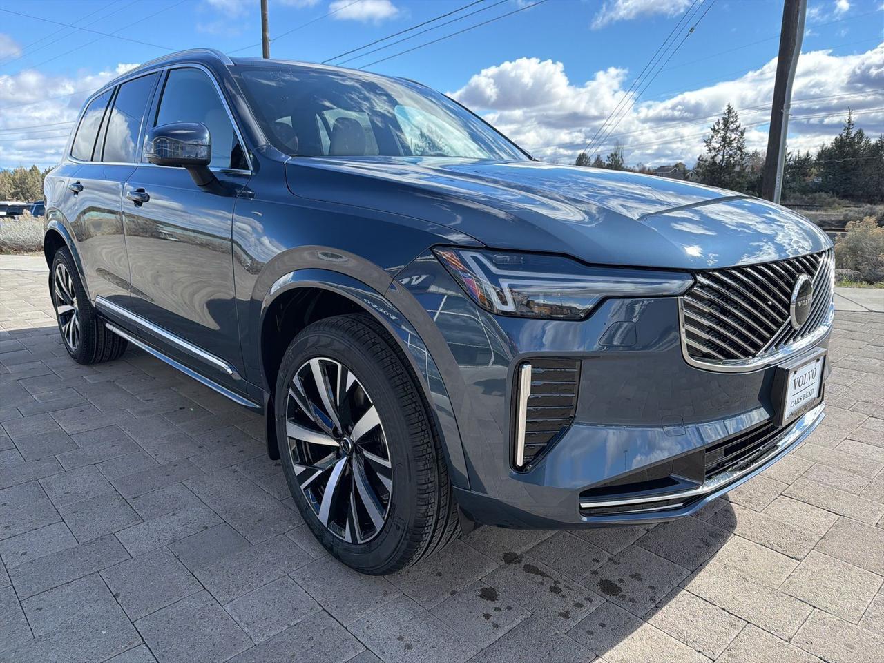 2026 Volvo XC90 B5 Core