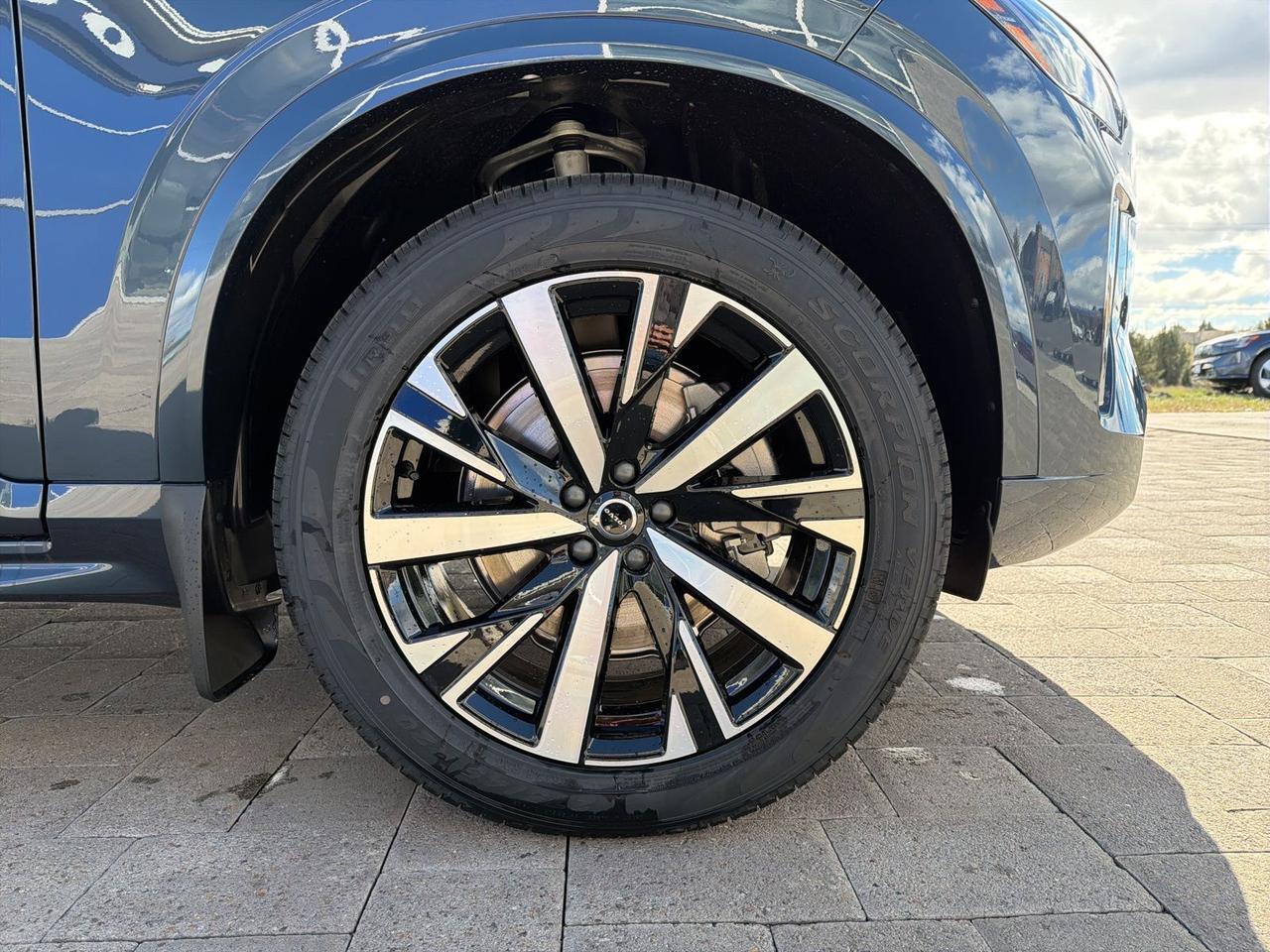 2026 Volvo XC90 B5 Core Bend OR