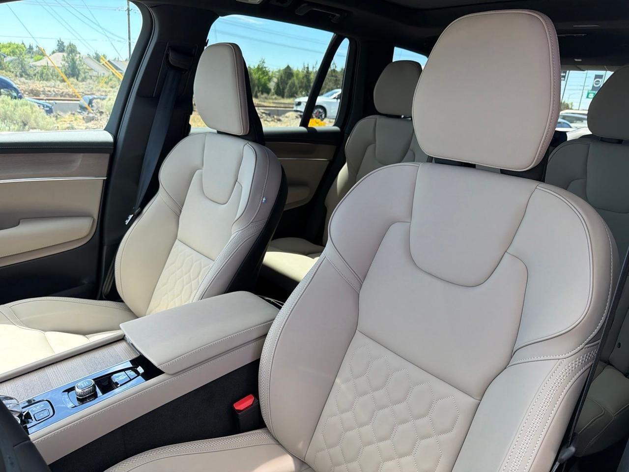 2026 Volvo XC90 B5 Core Bend OR