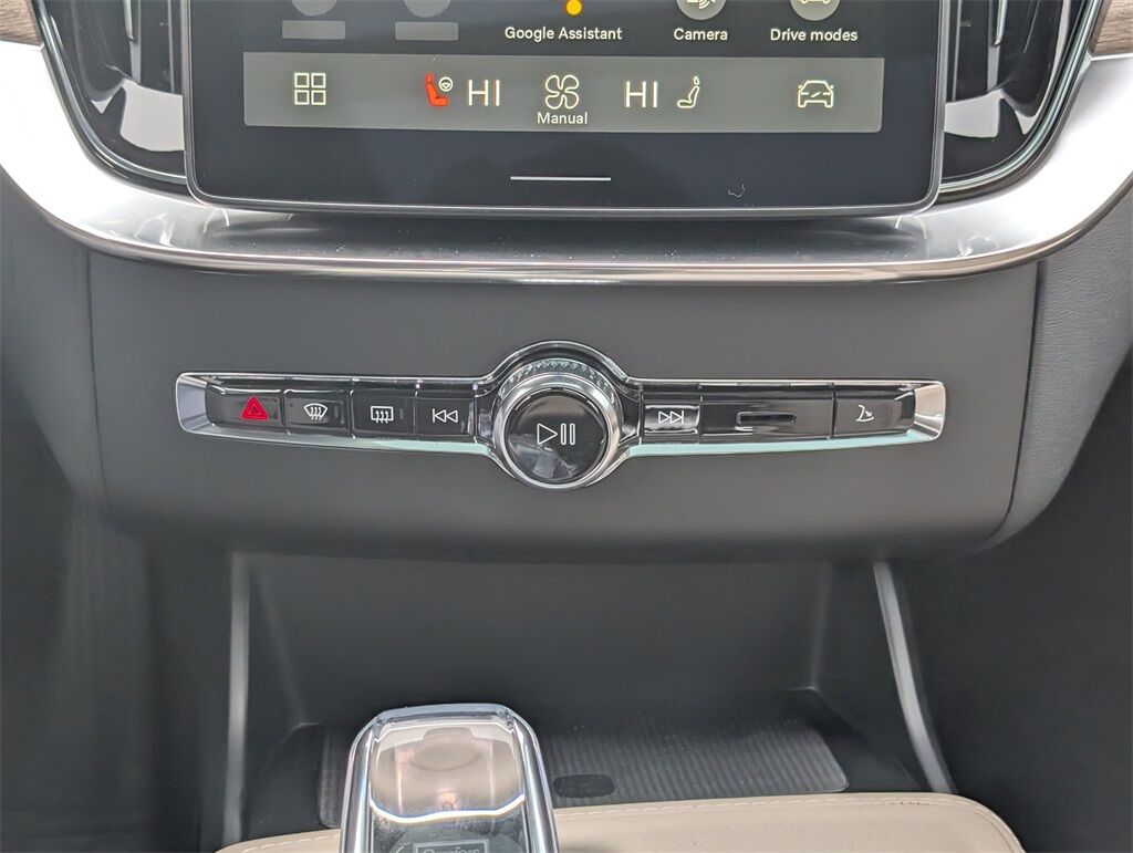 2026 Volvo XC90 B5 Core Hunt Valley MD