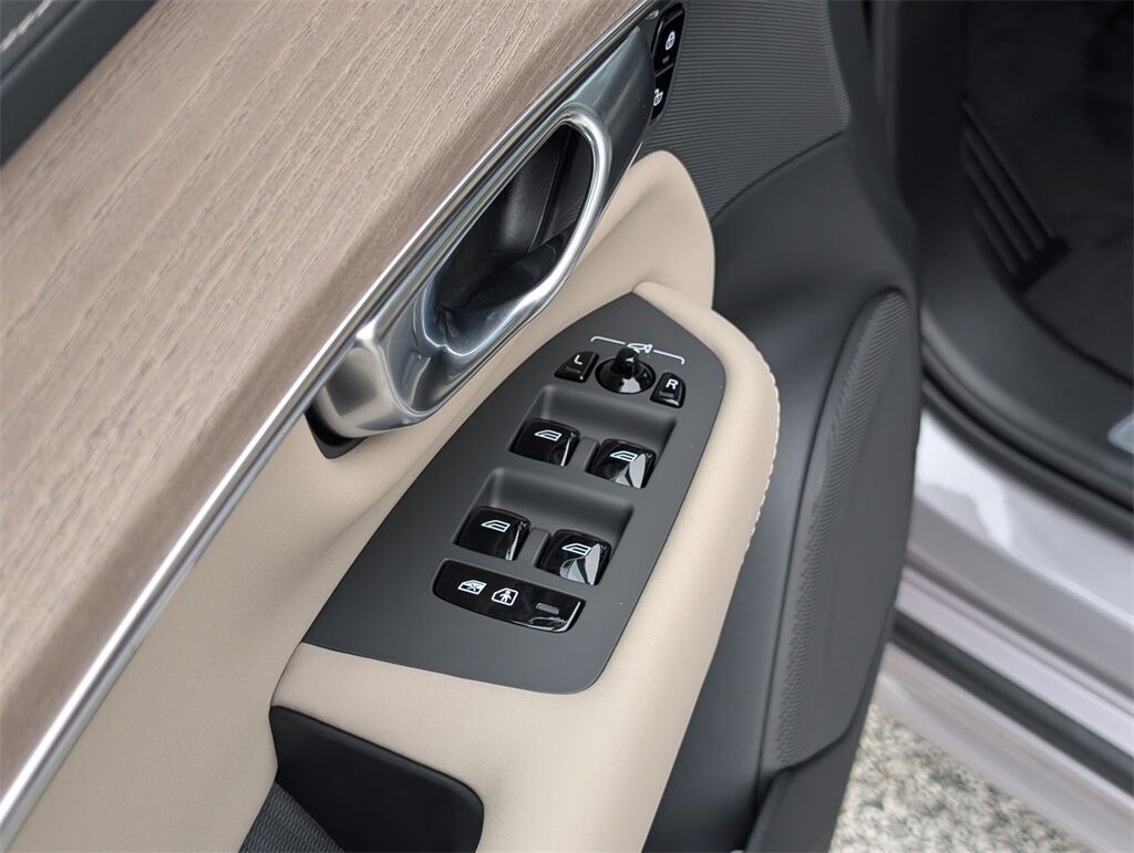 2026 Volvo XC90 B5 Core Hunt Valley MD