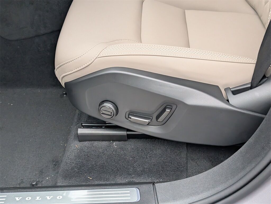 2026 Volvo XC90 B5 Core Hunt Valley MD