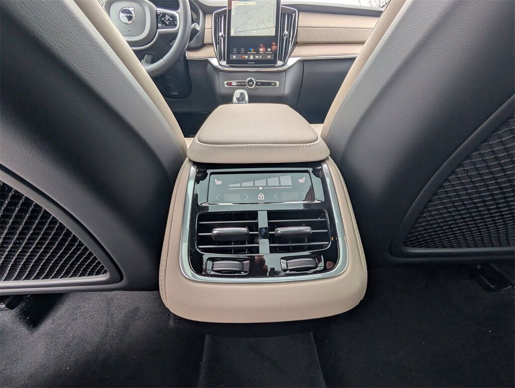 2026 Volvo XC90 B5 Core Hunt Valley MD