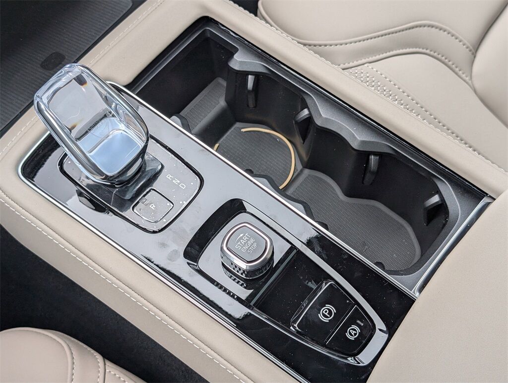 2026 Volvo XC90 B5 Core Hunt Valley MD