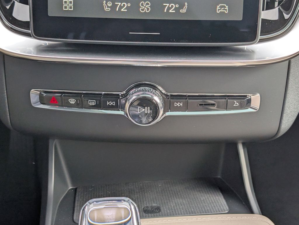 2026 Volvo XC90 B5 Core Hunt Valley MD