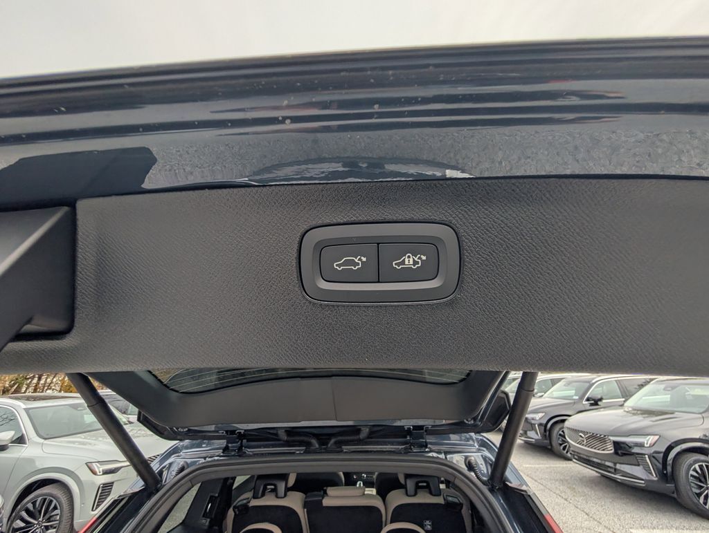 2026 Volvo XC90 B5 Core Hunt Valley MD