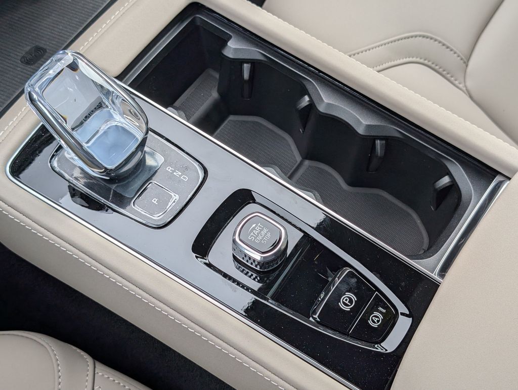 2026 Volvo XC90 B5 Core Hunt Valley MD