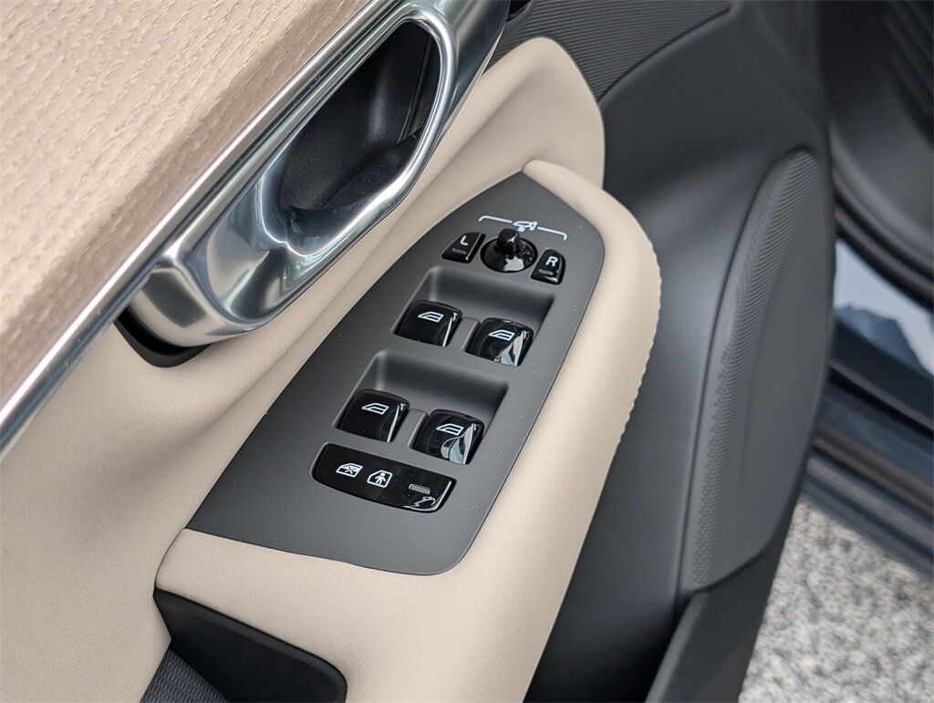 2026 Volvo XC90 B5 Core Hunt Valley MD