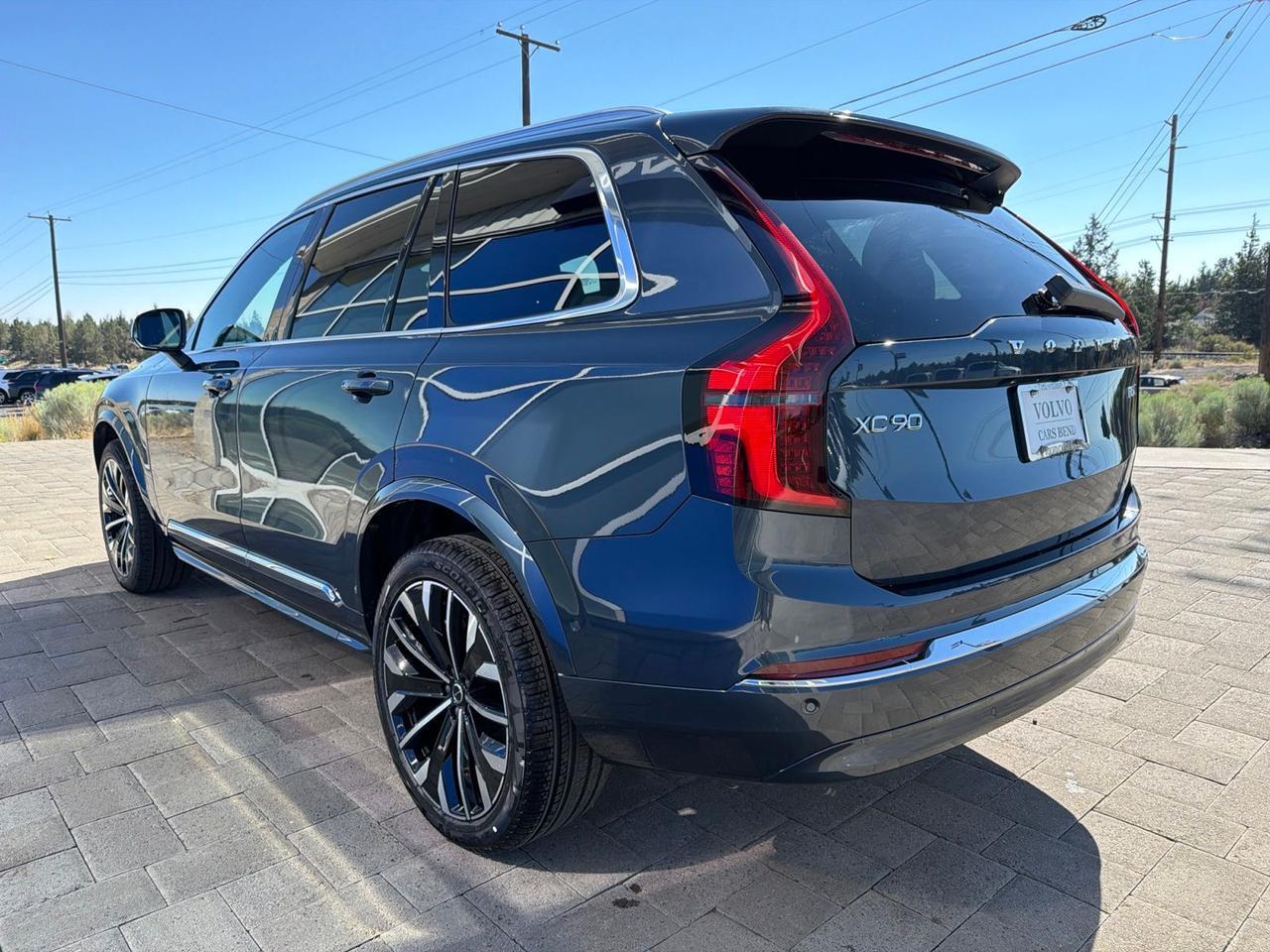 2026 Volvo XC90 B5 Plus Bend OR
