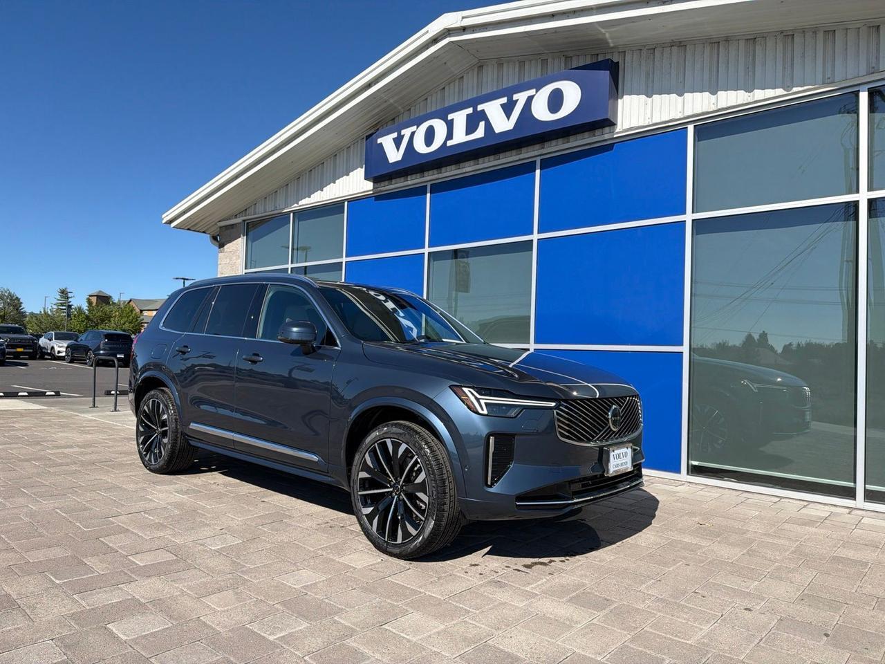 2026 Volvo XC90 B5 Plus