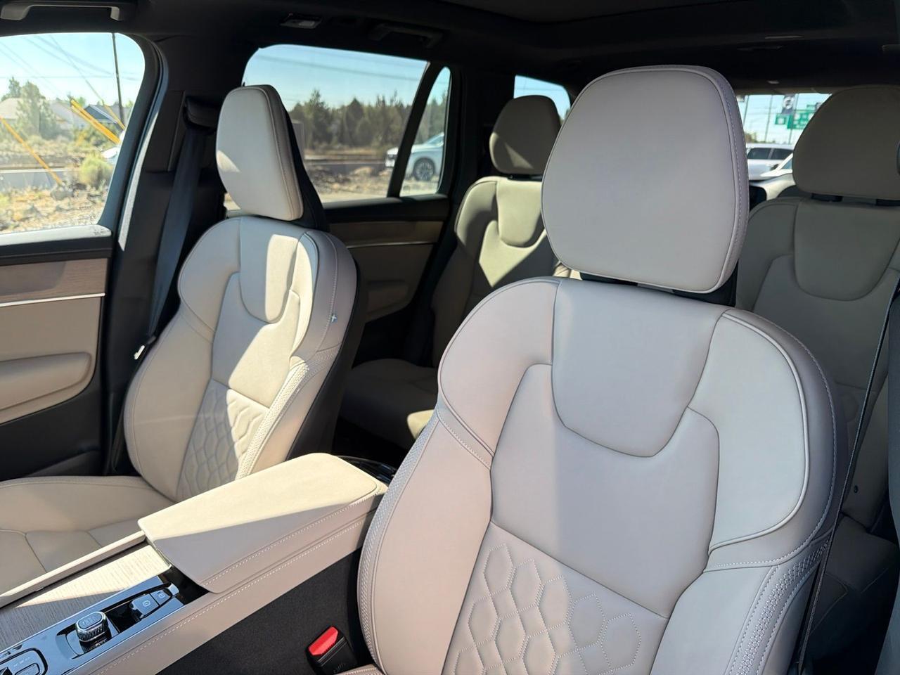 2026 Volvo XC90 B5 Plus Bend OR