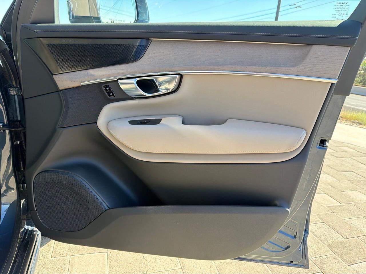 2026 Volvo XC90 B5 Plus Bend OR