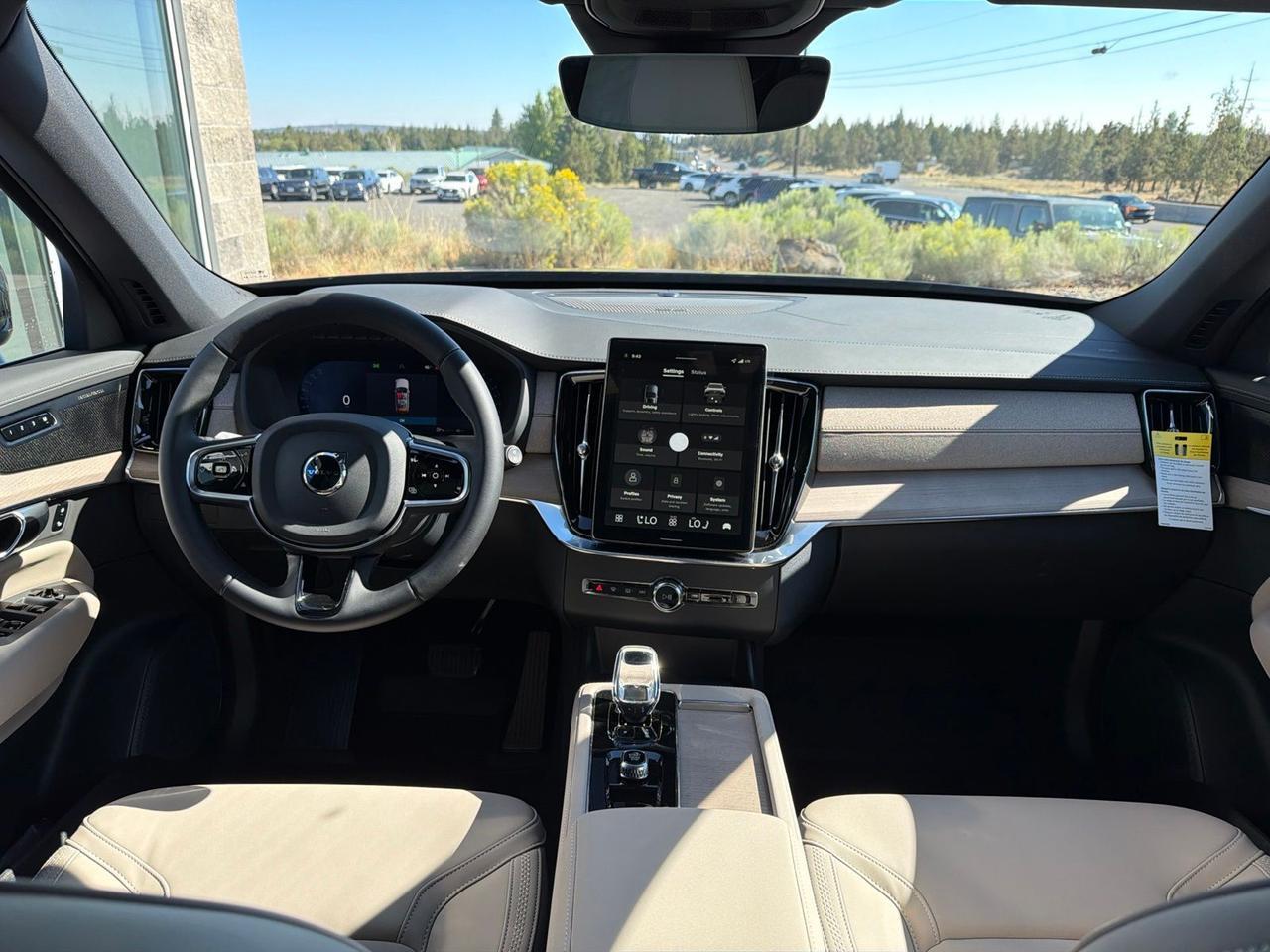 2026 Volvo XC90 B5 Plus Bend OR