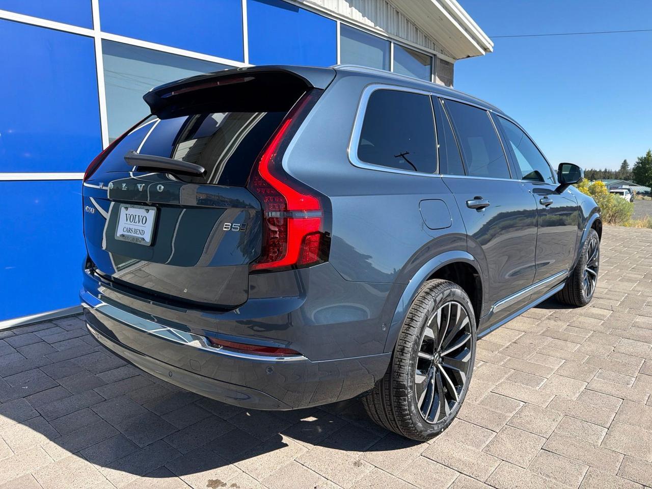 2026 Volvo XC90 B5 Plus Bend OR