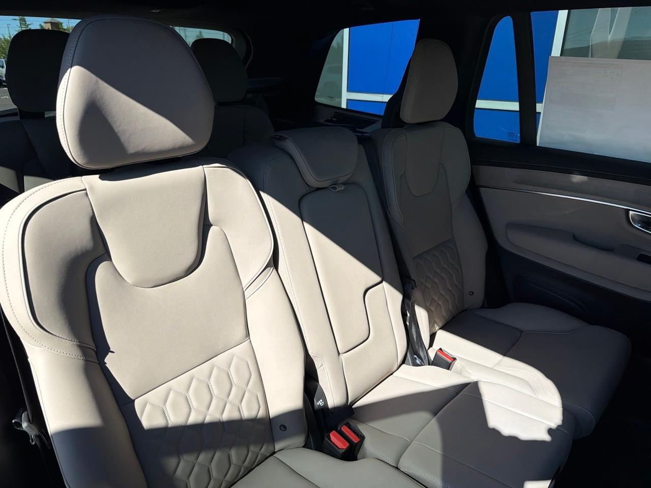 2026 Volvo XC90 B5 Plus Bend OR