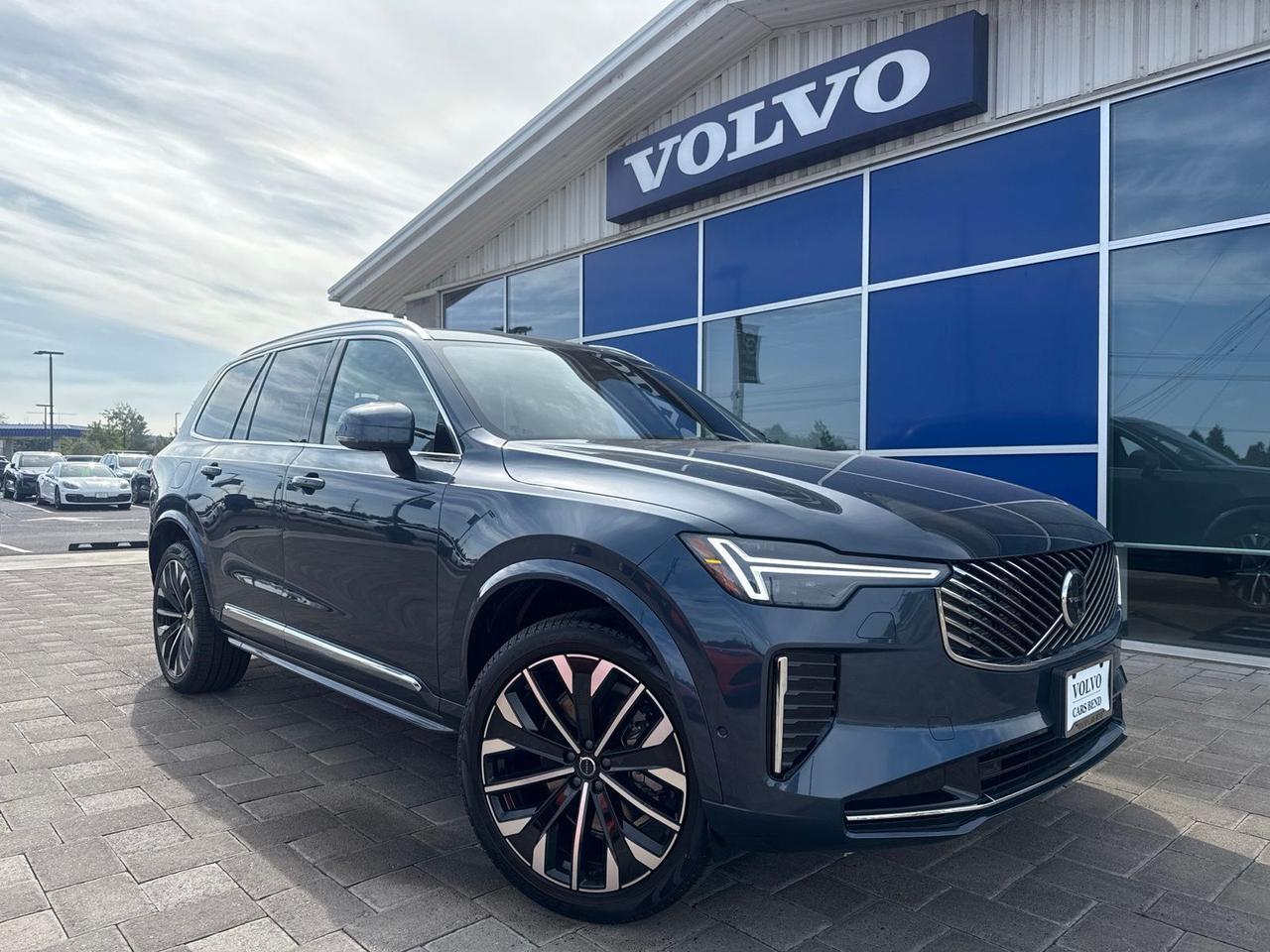 2026 Volvo XC90 B5 Plus Bend OR