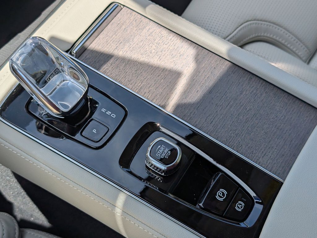 2026 Volvo XC90 B5 Ultra Hunt Valley MD