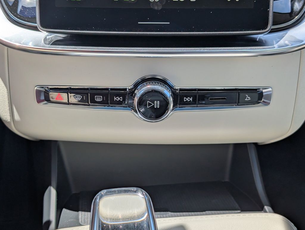 2026 Volvo XC90 B5 Ultra Hunt Valley MD