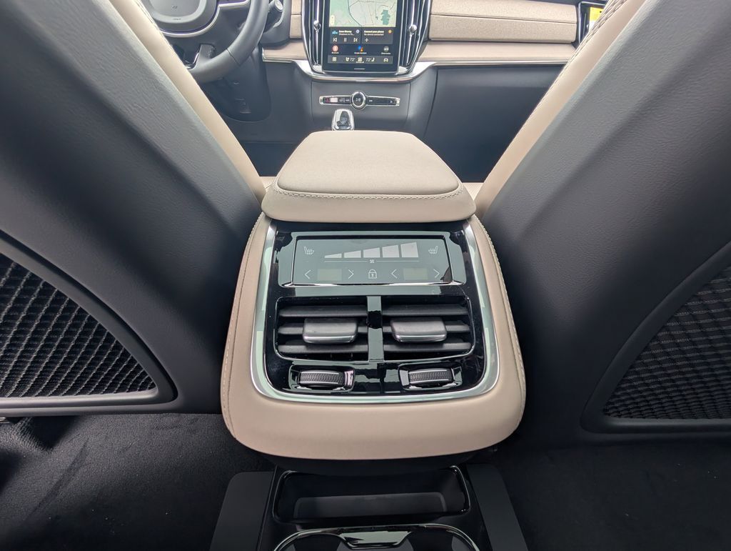 2026 Volvo XC90 B5 Ultra Hunt Valley MD
