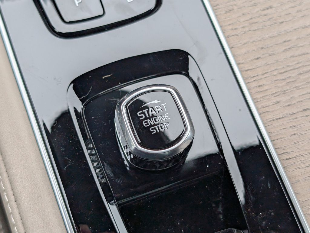 2026 Volvo XC90 B5 Ultra Hunt Valley MD