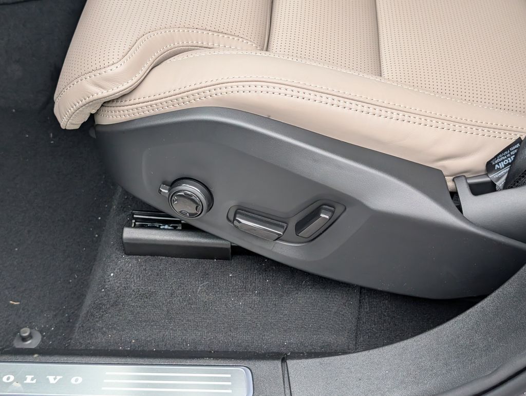 2026 Volvo XC90 B5 Ultra Hunt Valley MD