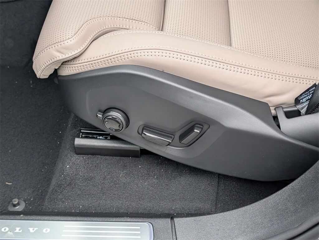 2026 Volvo XC90 B5 Ultra Hunt Valley MD