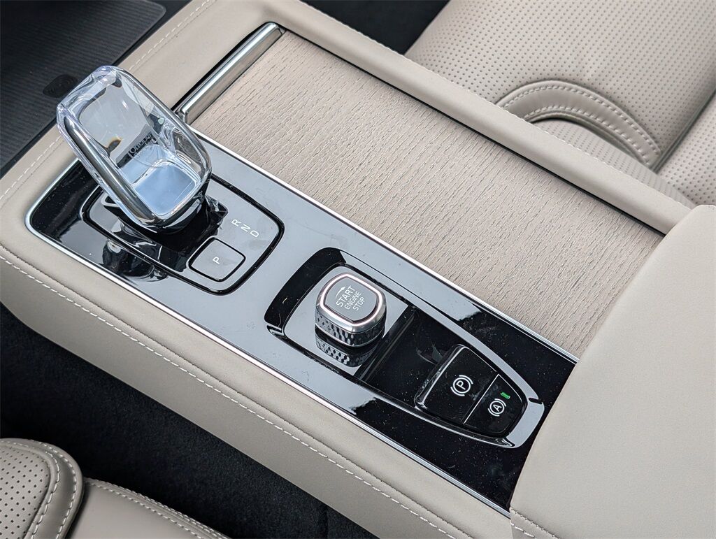 2026 Volvo XC90 B5 Ultra Hunt Valley MD