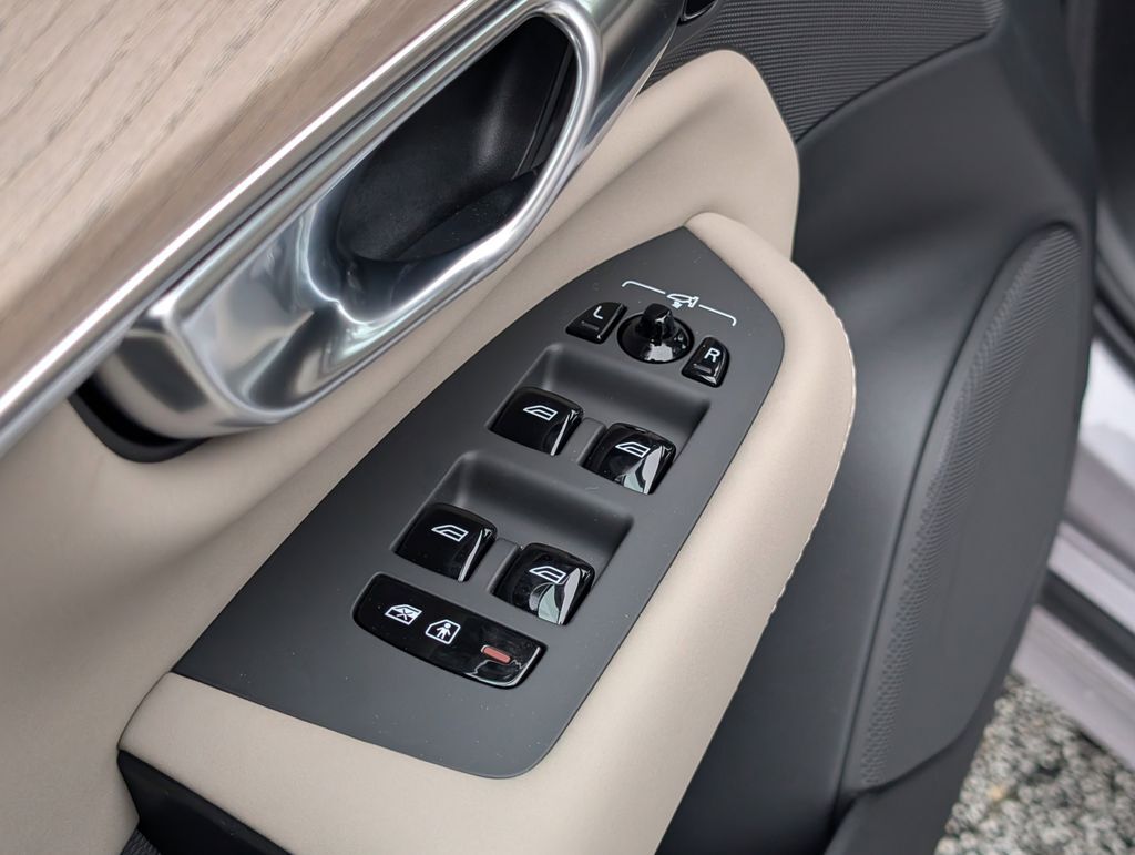 2026 Volvo XC90 B5 Ultra Hunt Valley MD