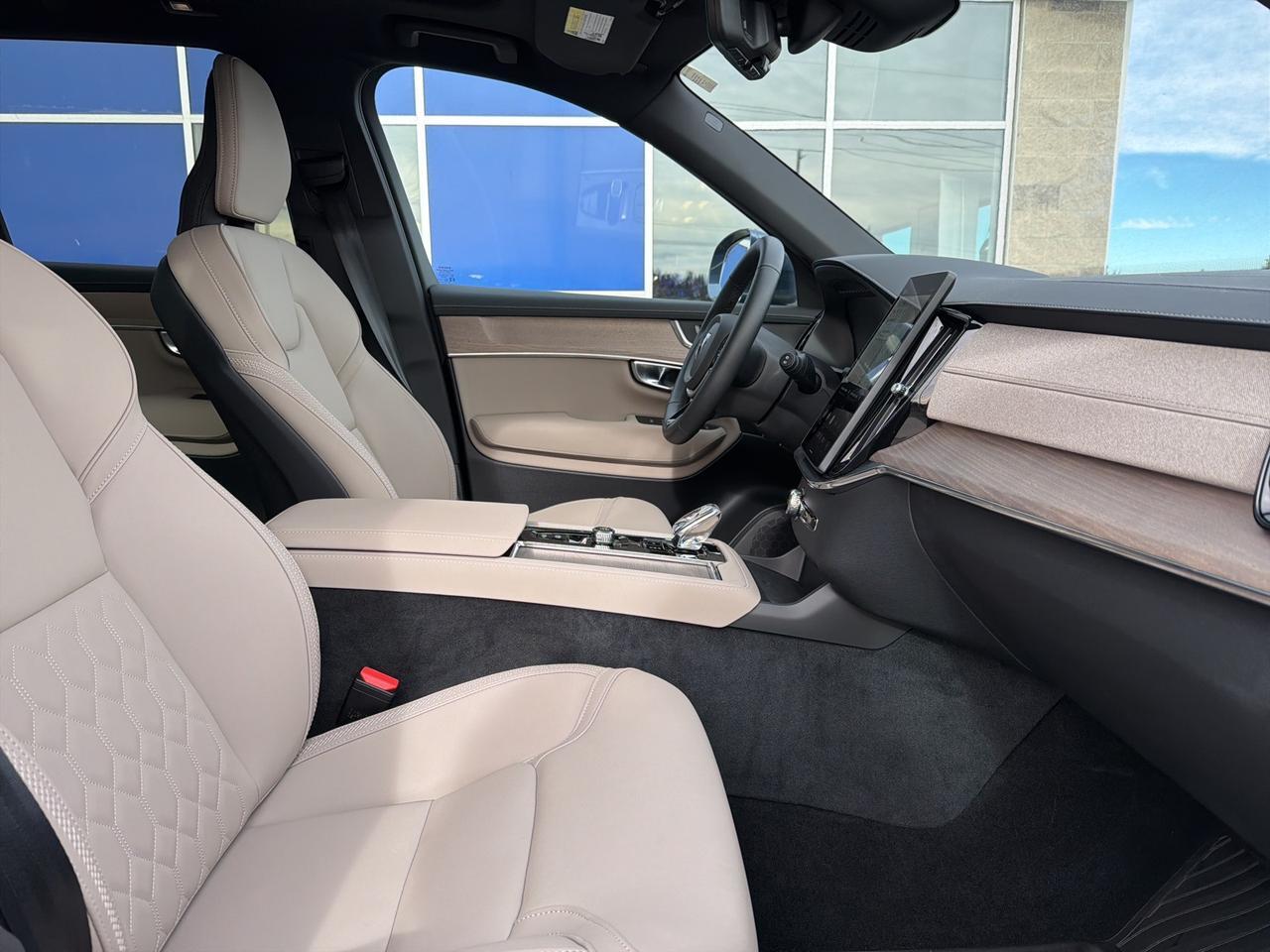 2026 Volvo XC90 B6 Core Bend OR