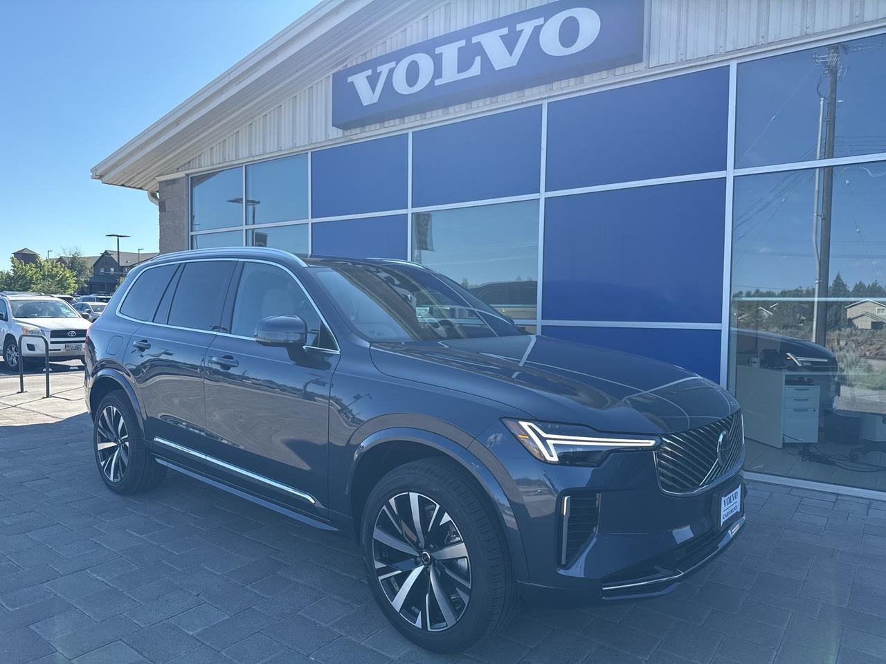 2026 Volvo XC90 B6 Core Bend OR