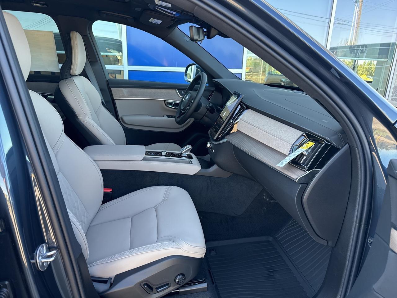 2026 Volvo XC90 B6 Core Bend OR