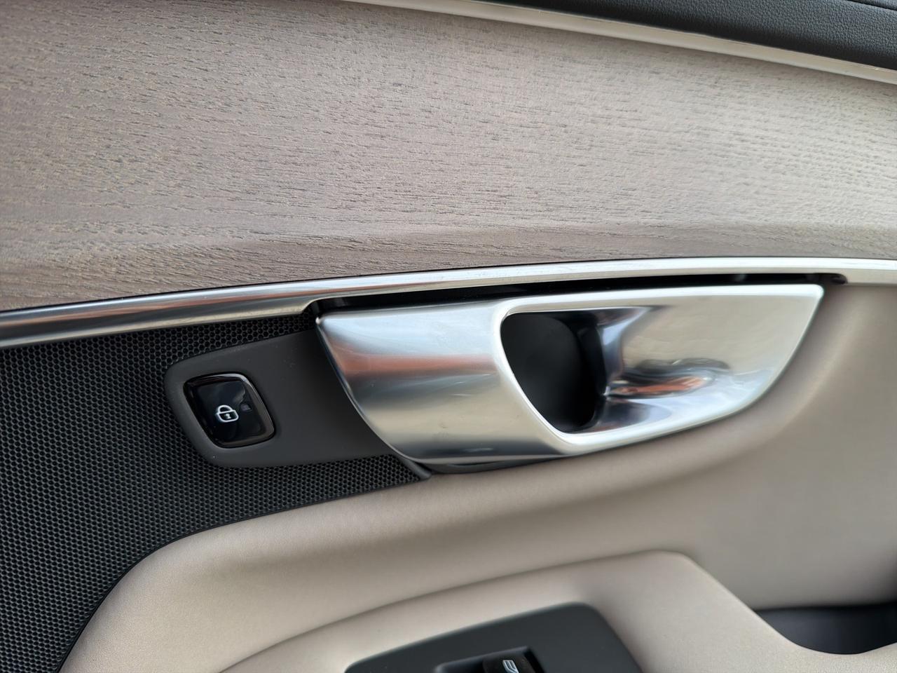 2026 Volvo XC90 B6 Core Bend OR