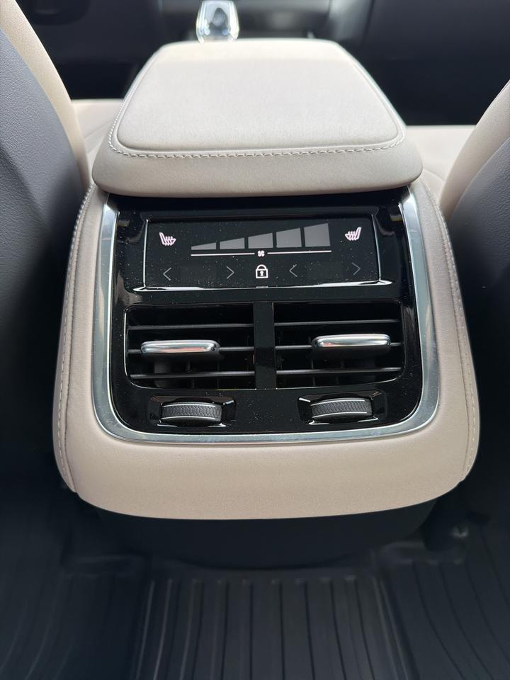 2026 Volvo XC90 B6 Core Bend OR