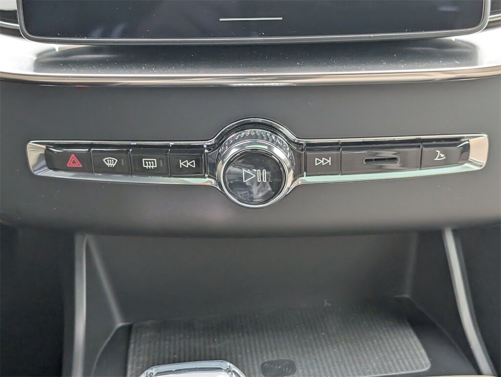 2026 Volvo XC90 B6 Core Hunt Valley MD