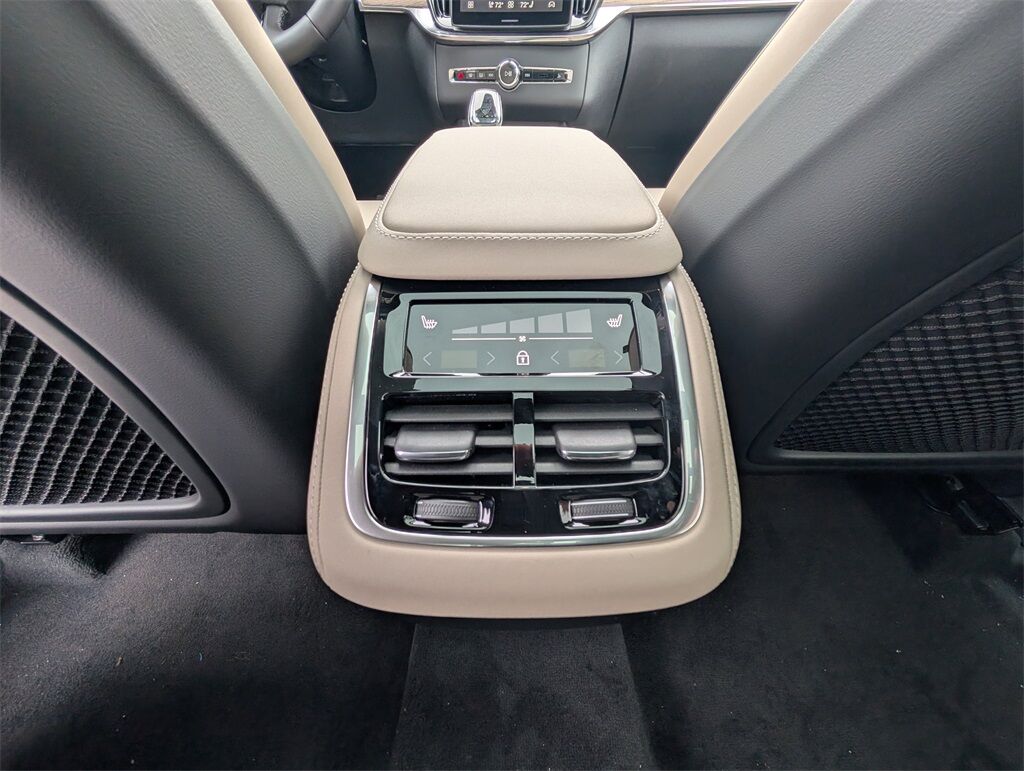 2026 Volvo XC90 B6 Core Hunt Valley MD