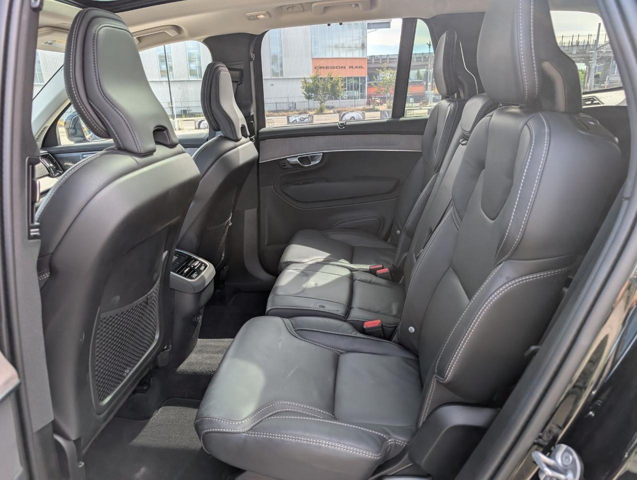 2026 Volvo XC90 B6 Hybrid AWD ULTRA | HK Premium Audio, Pilot Assist, 360 Cam, Heated & Cooled Nappa Leather Portland OR