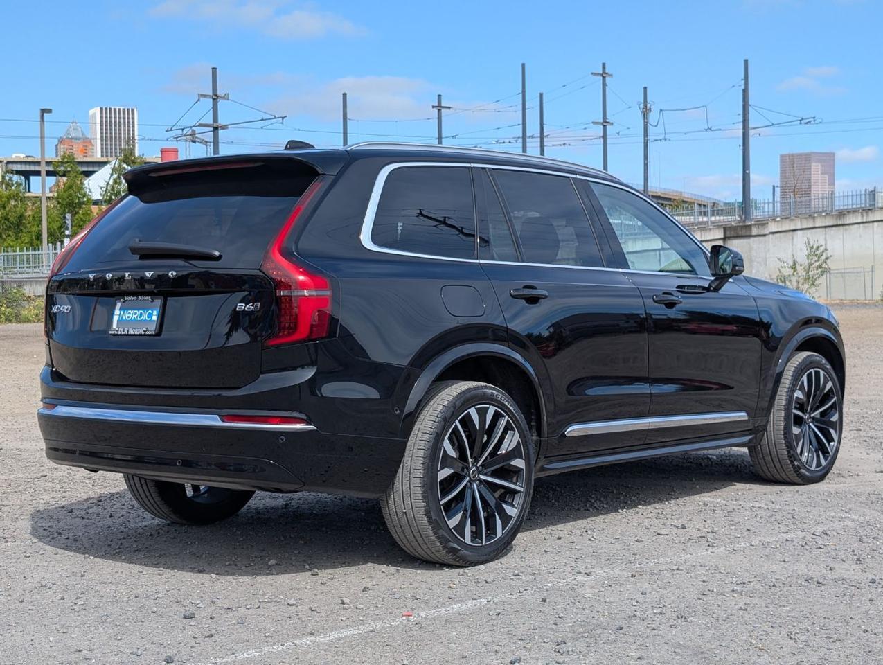 2026 Volvo XC90 B6 Hybrid AWD ULTRA | HK Premium Audio, Pilot Assist, 360 Cam, Heated & Cooled Nappa Leather Portland OR