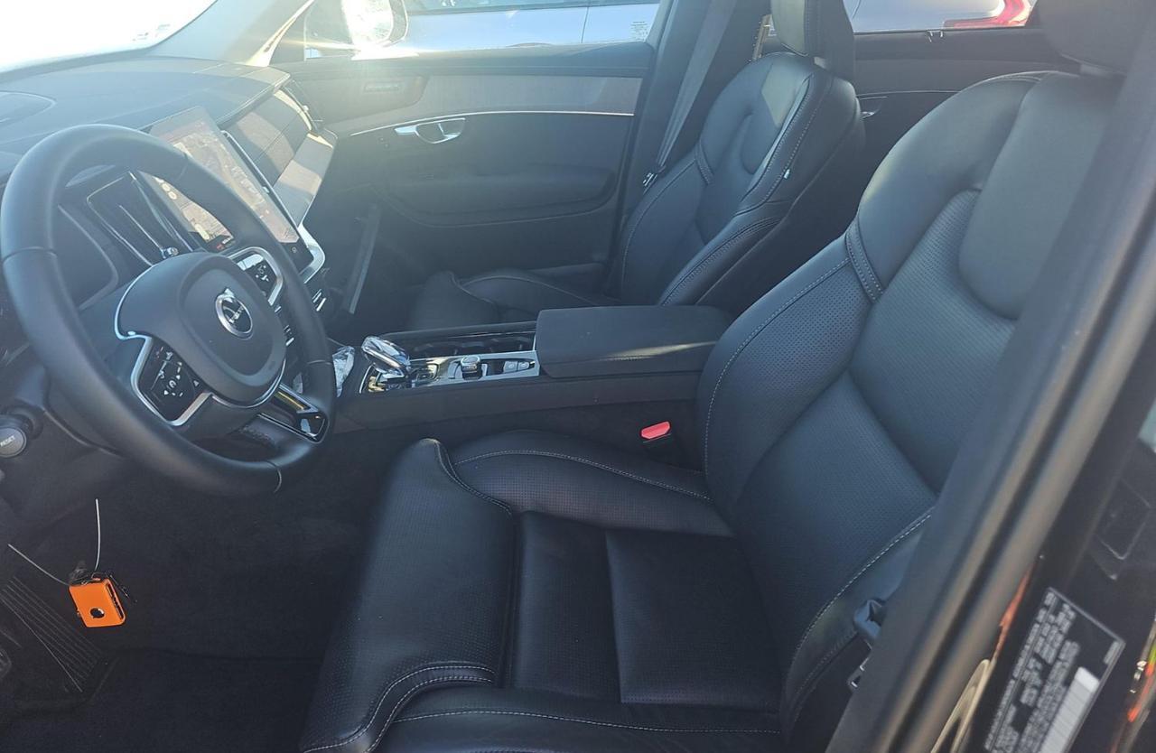 2026 Volvo XC90 B6 Hybrid AWD ULTRA | HK Premium Audio, Pilot Assist, Heated &amp; Cooled N Portland OR
