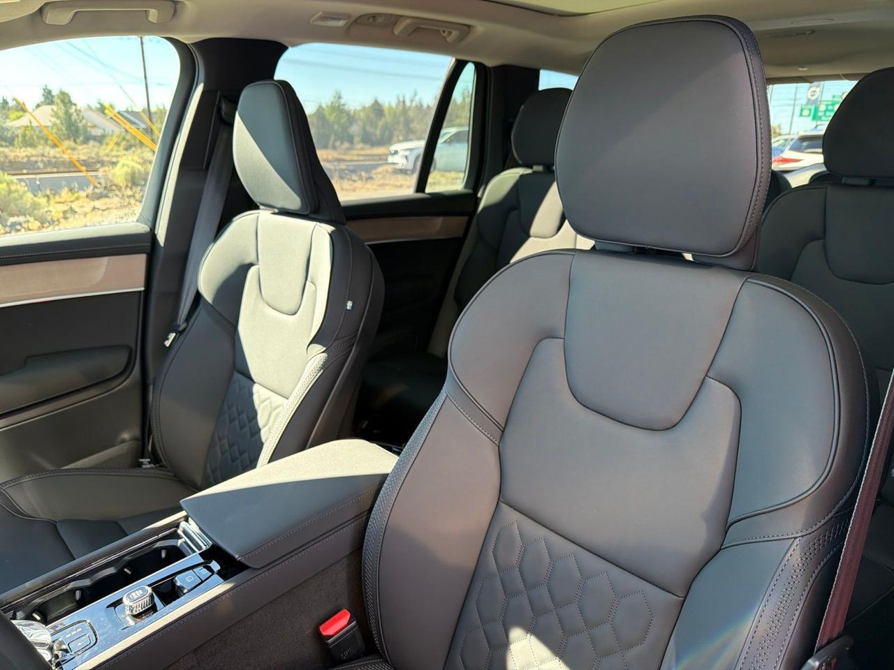 2026 Volvo XC90 B6 Plus 6-Seater Bend OR