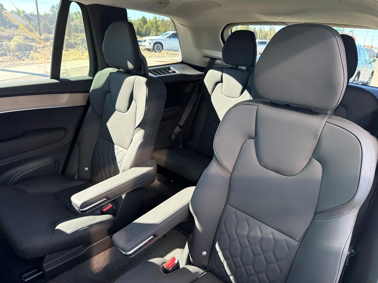 2026 Volvo XC90 B6 Plus 6-Seater Bend OR