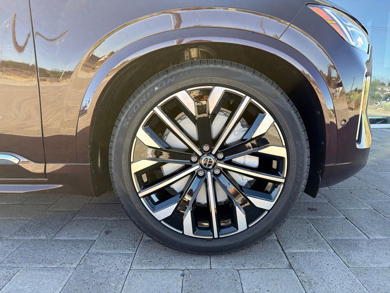 2026 Volvo XC90 B6 Plus 6-Seater Bend OR