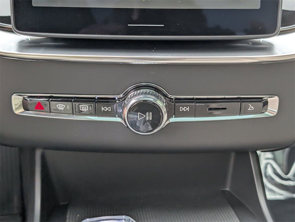 2026 Volvo XC90 B6 Plus 6-Seater Hunt Valley MD