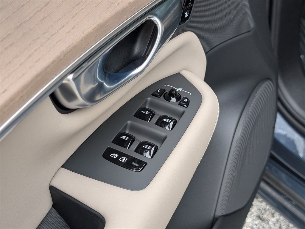 2026 Volvo XC90 B6 Plus 6-Seater Hunt Valley MD