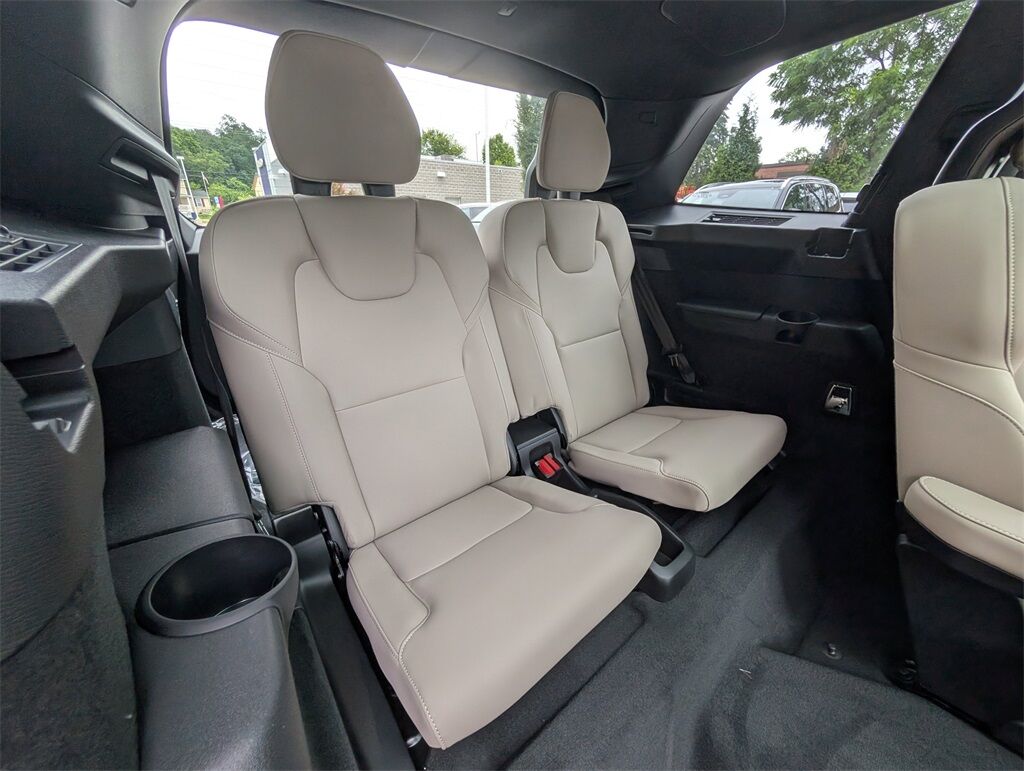 2026 Volvo XC90 B6 Plus 6-Seater Hunt Valley MD