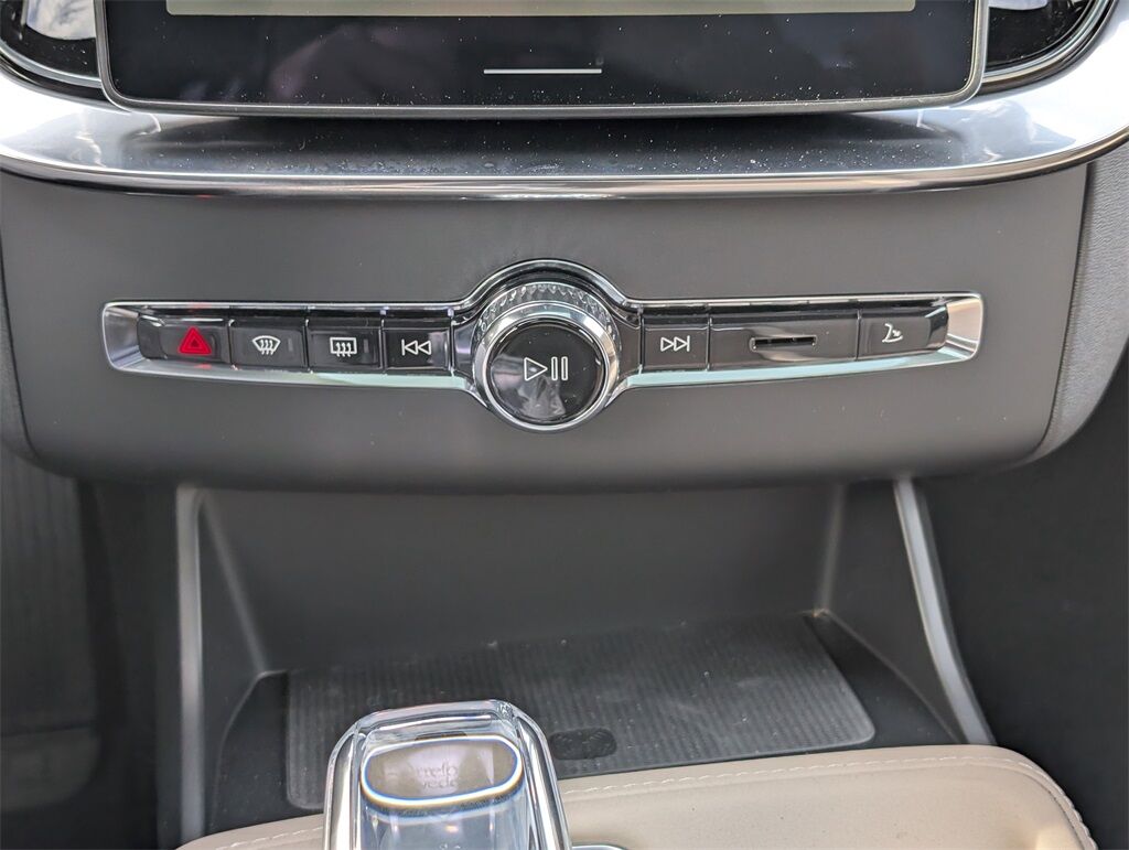 2026 Volvo XC90 B6 Plus 6-Seater Hunt Valley MD