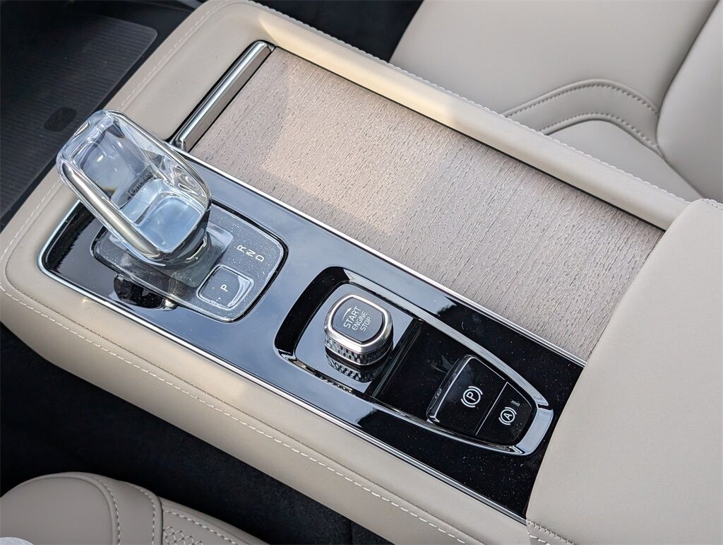 2026 Volvo XC90 B6 Plus 6-Seater Hunt Valley MD