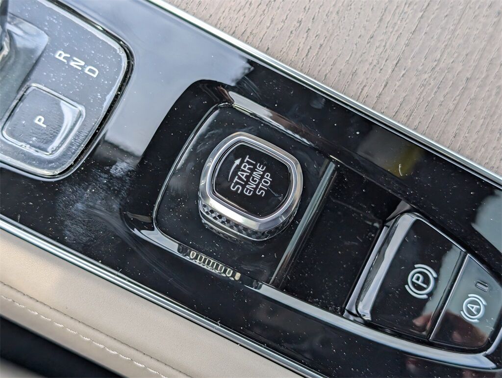 2026 Volvo XC90 B6 Plus 6-Seater Hunt Valley MD